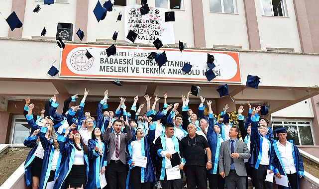 Başkan Fırat Yayla Mezuniyet Coşkusuna Ortak Oldu