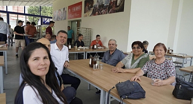 Başkan Sarıkurt, Çorlu Belediyesi Kent Lokantası`nda Vatandaşlarla Buluştu