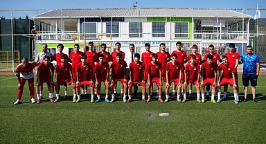 Başkan Sarıkurt`tan Genç Futbolculara Tam Destek