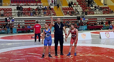 Ela Çakal’dan Türkiye Şampiyonluğu Gururu