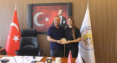 Kavaklı’dan Madrid’e Uzanan Başarı: İrem Defne Karahan’dan Gururlandıran Temsil