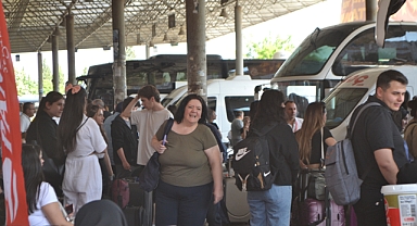 Kırklareli Otogarı’nda Bayram ve Mezuniyet Yoğunluğu