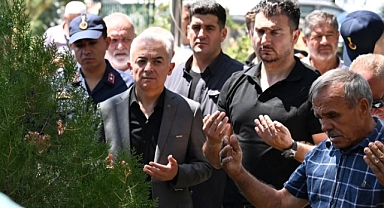 Kırklareli Protokolü Ali Yenici'nin Cenaze Töreninde Bir Araya Geldi