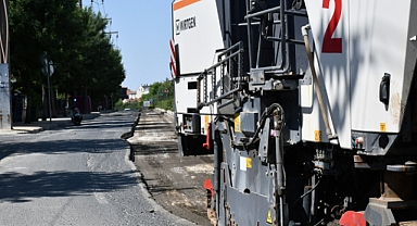 Lüleburgaz Belediyesi’nden Yol ve Kaldırım Atağı