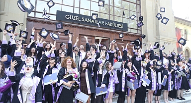 TRAKYA ÜNİVERSİTESİ GÜZEL SANATLAR FAKÜLTESİ MEZUNİYET TÖRENİ