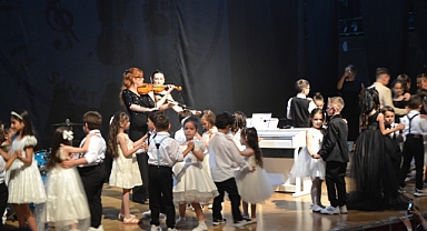 Yaza Merhaba Konseri