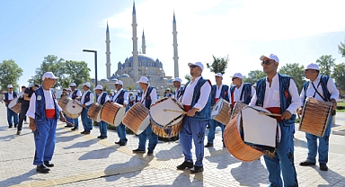 664. Kırkpınar Yağlı Güreşleri Coşkuyla Başladı