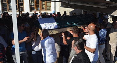 Aslı Karakahya'nın Babası Hüseyin Karakahya Vefat Etti 