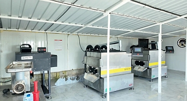 ATIK YEMEKLER SOKAK CANLARINA MAMA OLUYOR