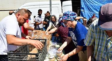 Babaeski Belediyesi'nden Aşure İkramı 