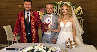 Başkan Yayla, Ecem ve Soner Çiftinin Nikahını Kıydı 