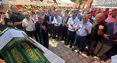 CHP lideri Özgür Özel, Edirne’de cenaze törenine katıldı