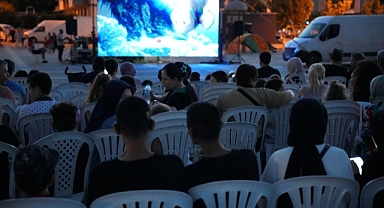 Çorlu Belediyesi Açık Hava Sinema Günleri Devam Ediyor