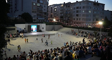 Çorlu'da Yaz Akşamları Açık Hava Sinemasıyla Şenleniyor