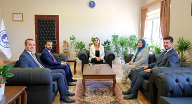 Kırklareli İmam Hatipliler Derneği’nden KLÜ Rektörü Prof. Dr. Rengin Ak’a Ziyaret