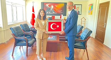 Kofçaz Belediye Başkanı Şenol'dan Kaymakam Ünlü'ye Hayırlı Olsun Ziyareti