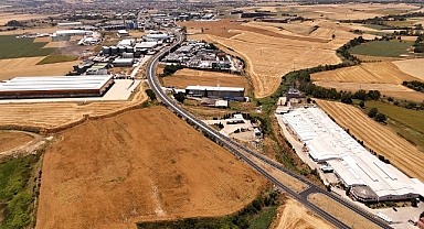 MURATLI ATATÜRK CADDESİ'NDE ASFALTLAMA ÇALIŞMALARI TAMAMLANDI