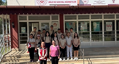 Öğrencilerden Sosyal Hizmet Merkezlerine Anlamlı Ziyaret