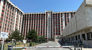 Özge hemşire nöbette hayatını kaybetti