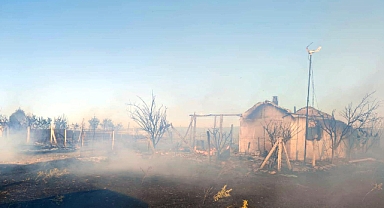 Tekirdağ'da anız yangını; 1 itfaiye eri yaralandı