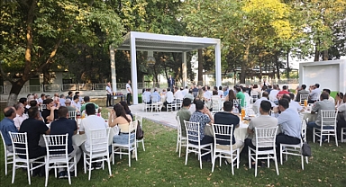 Trakya Üniversitesi’nden İdari Personele Teşekkür ve Moral Yemeği