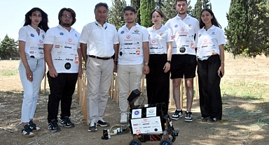 Üniversite öğrencilerinin geliştirdiği ‘Tarımın Kartalı’ robotu, Avrupa’dan birincilikle döndü