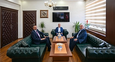 Vali Uğur Turan'dan Pınarhisar Kaymakamı Enver Özderin'e Ziyaret