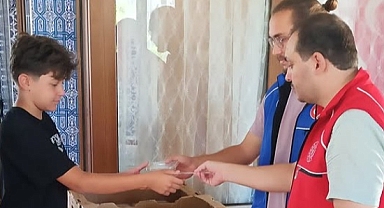Yaz Kur’an Kursu Öğrencilerine Aşure İkramı