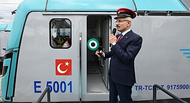 YERLİ VE MİLLİ LOKOMOTİF İLK SEFERİNİ TAMAMLADI