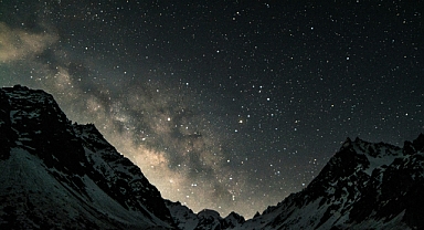 1 Eylül 2025 Günlük Burç Yorumları: Aile İlişkileri Ön Planda