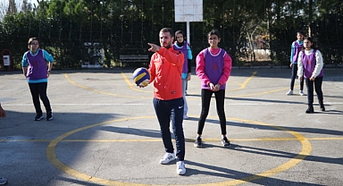 2025 YILI MİLLÎ SPORCULARDAN BEDEN EĞİTİMİ ALANINA SÖZLEŞMELİ ÖĞRETMEN ATAMA İŞLEMİ DUYURUSU YAYIMLANDI