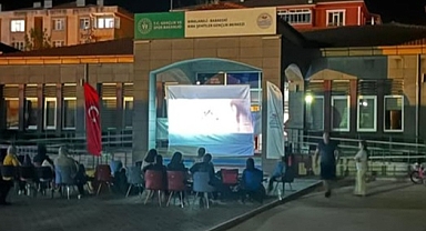 Babaeski Kırk Şehitler Gençlik Merkezi’nden Eğlenceli Sinema Gecesi
