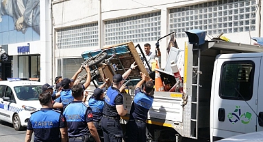 Çorlu Belediyesi'nden Kaldırım ve Yol İşgallerine Sıkı Denetim	