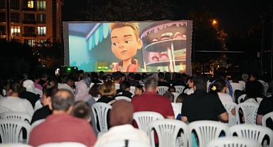 Çorlu'da Açık Hava Sinema Günler Devam Ediyor