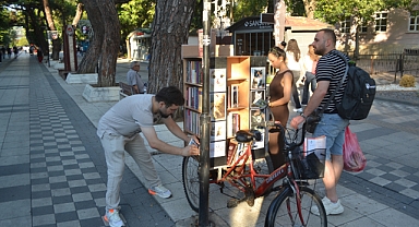 Kırklareli'nde Bisikletli Kitabevi: Kedi Kitabevi Hizmete Başladı