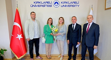 KLÜ Yabancı Diller Yüksekokulu’ndan Rektör Prof. Dr. Rengin Ak’a Ziyaret