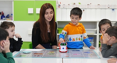 ÖĞRETMENLERİN YAZ DÖNEMİ İKİNCİ İLLER ARASI İSTEĞE BAĞLI YER DEĞİŞİKLİĞİ BAŞVURULARI BAŞLIYOR