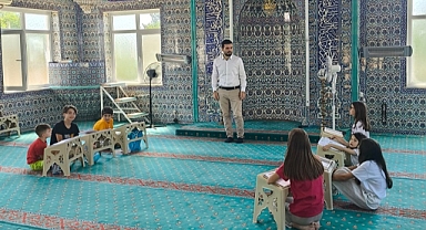 Pehlivanköy Müftüsü Ahmet Akkan’dan Yaz Kur’an Kurslarına Ziyaret