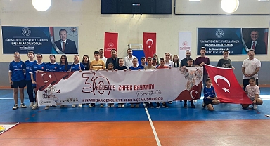 Pınarhisar'da 30 Ağustos Coşkusu Floor Curling Turnuvasıyla Kutlandı 