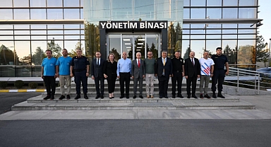 Vali Turan'dan Şişecam Fabrikalarına Ziyaret 