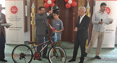 Yaz Kuran Kursları Bilgi Yarışması Ödül Töreni Yapıldı 