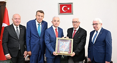 48 Yıllık Terzi Mustafa Tekin, Yılın Ahisi Seçildi