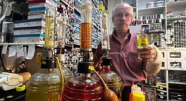 50 yıllık kolonyacı, 15 metrekarelik dükkanında mesleğini yaşatıyor