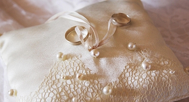 Altın Piyasaları Haftaya Hareketli Başladı: Güncel Altın Fiyatları