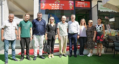 Başkan Sarıkurt Esnaf Ziyaretlerini Sürdürüyor