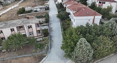 Büyükkarıştıran’da Yol Ve Kaldırım Çalışmaları Tüm Hızıyla Devam Ediyor