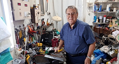 Edirne’de yılın ahisi 53 yıllık elektrik ustası, günde 12 saat çalışıp mesleğini yaşatıyor