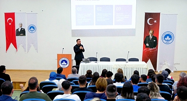 Kırklareli Üniversitesi’nde Öğrenci Kulüpleri Oryantasyon Programı Gerçekleştirildi