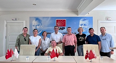 Sivil Toplum ve Siyaset Arasında Güçlü İletişim