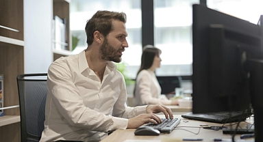 Türkiye’de Hizmet Üretimi Temmuz 2025’te Yıllık %2,5 Arttı